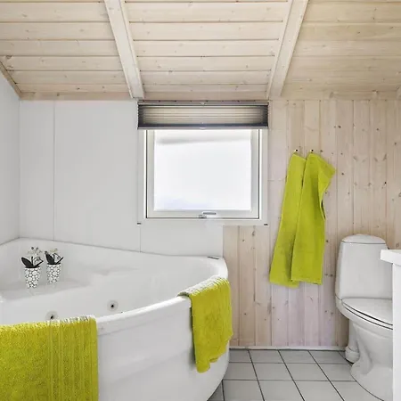 30510-odder-elmegaardsvej-8 *